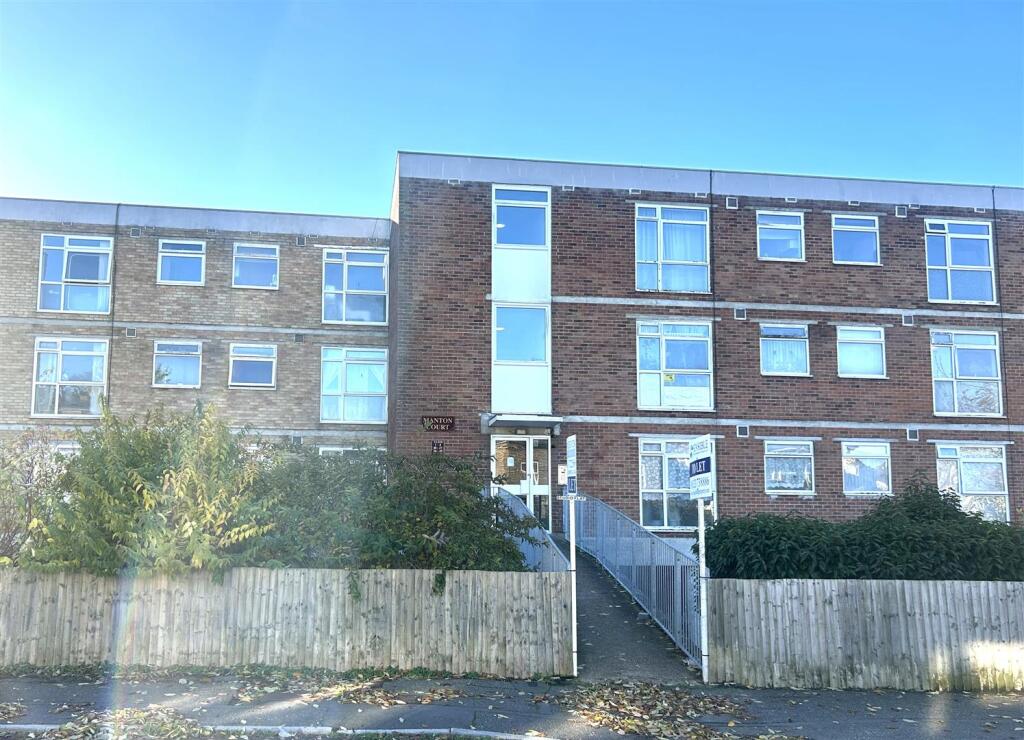 4 bed Studio for rent in Crumbles. From Taylor Engley - Eastbourne 4 bed Studio for rent in Crumbles. From Taylor Engley - Eastbourne