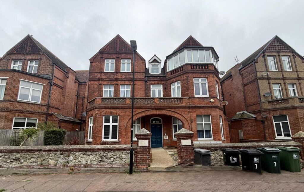 4 bed 1st Floor Flat for rent in Eastbourne. From Taylor Engley - Eastbourne