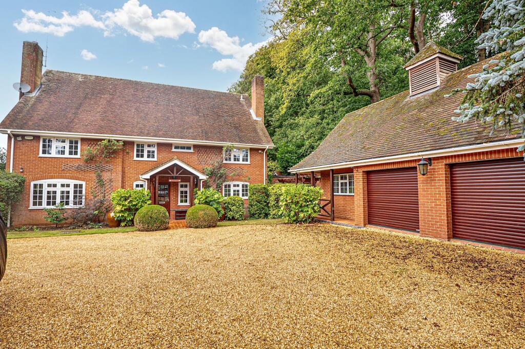 4 bed Detached for rent in Woburn. From Taylor Walsh - Milton Keynes 4 bed Detached for rent in Woburn. From Taylor Walsh - Milton Keynes
