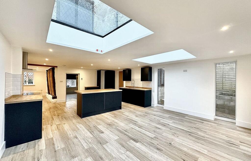 3 bed Detached for rent in Milton Keynes. From Taylor Walsh - Milton Keynes 3 bed Detached for rent in Milton Keynes. From Taylor Walsh - Milton Keynes