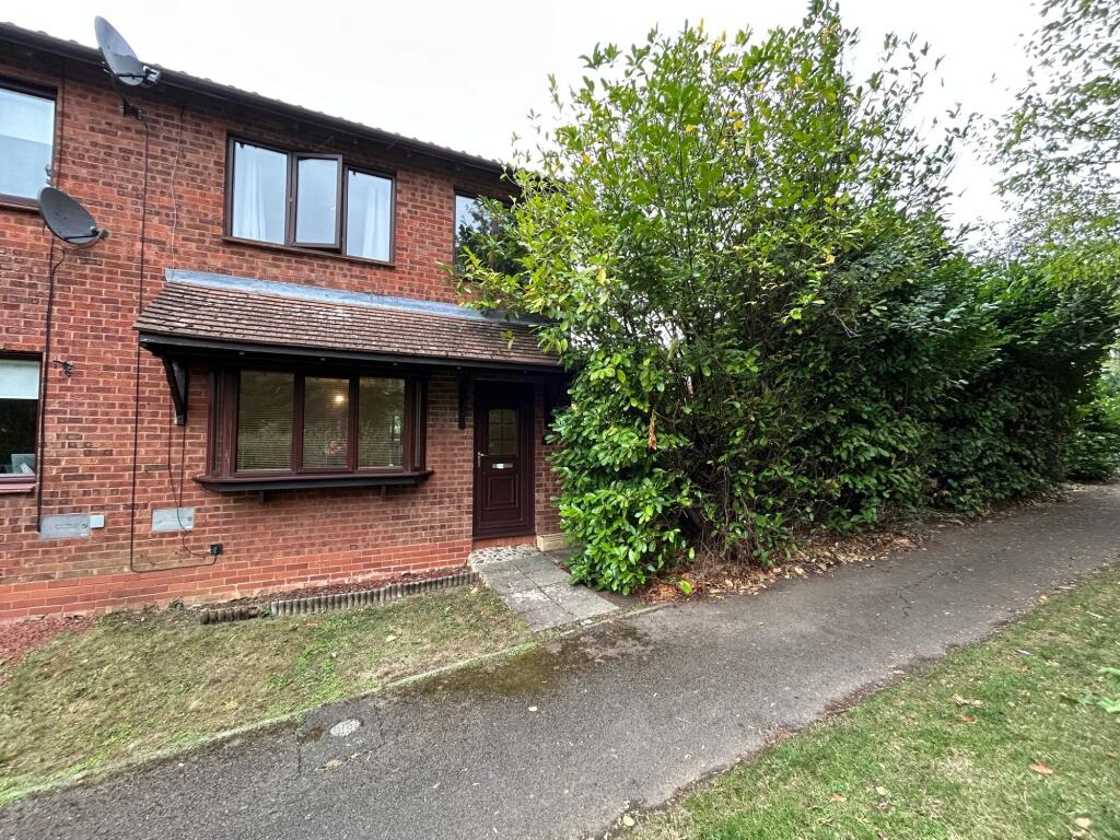 3 bed Mid Terraced House for rent in Bletchley. From Taylor Walsh - Milton Keynes