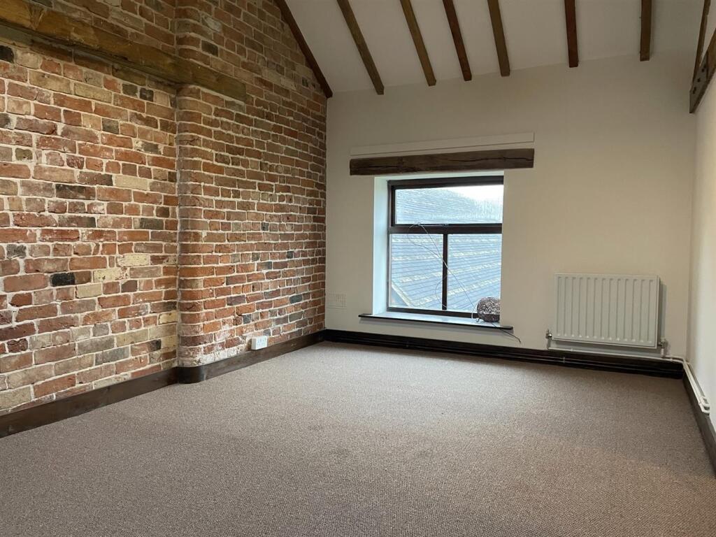 2 bed Barn Conversion for rent in Telford. From Tempertons - Newport