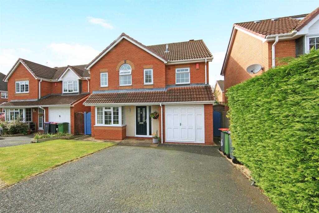 4 bed Detached for rent in Newport. From Tempertons - Newport