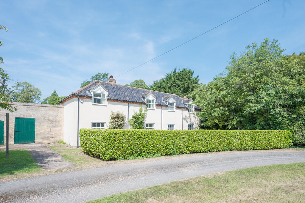 3 bed Detached for rent in Hales. From templewicks - Beccles
