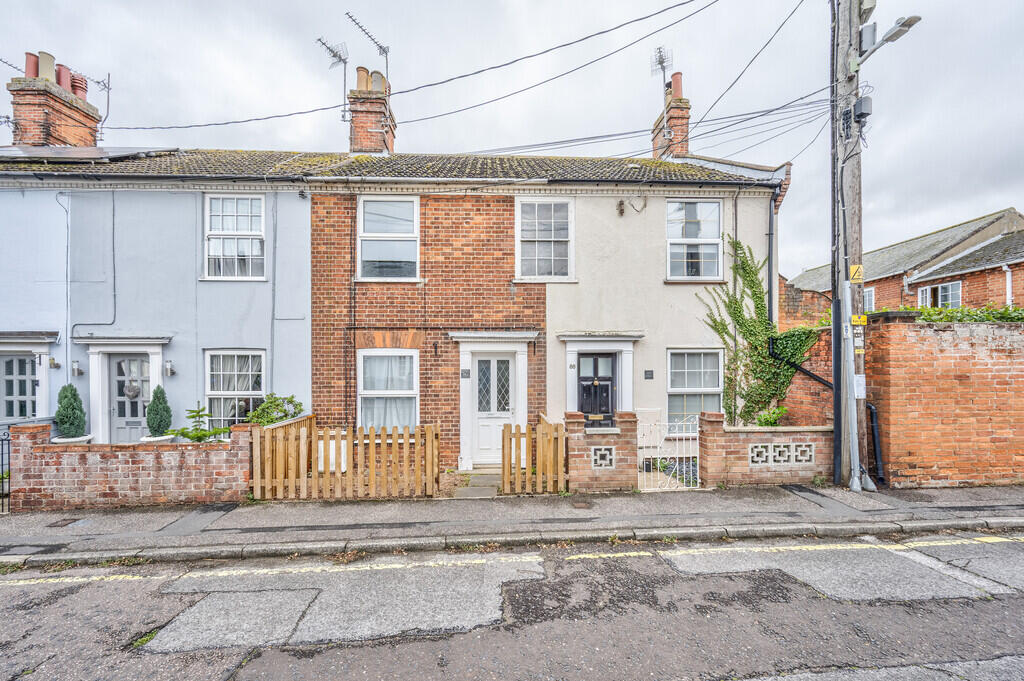 2 bed Mid Terraced House for rent in Beccles. From templewicks - Beccles 2 bed Mid Terraced House for rent in Beccles. From templewicks - Beccles