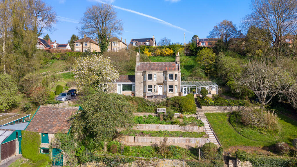 4 bed Detached for rent in Bath. From The Bath Property Shop Ltd - Bath