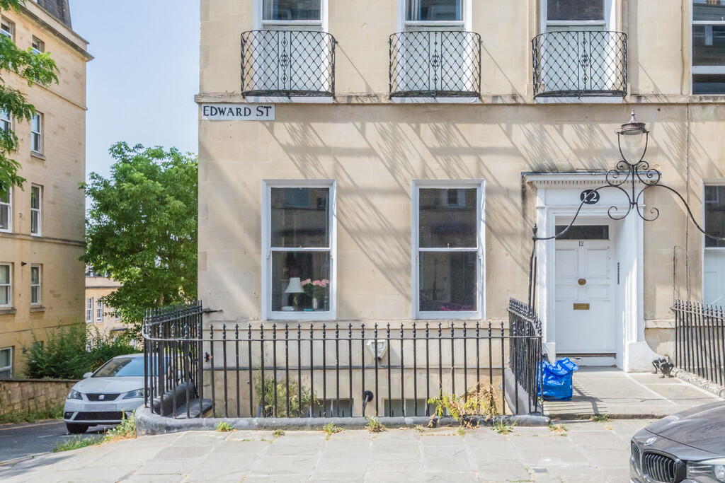 2 bed Apartment for rent in Bath. From The Bath Property Shop Ltd - Bath 2 bed Apartment for rent in Bath. From The Bath Property Shop Ltd - Bath