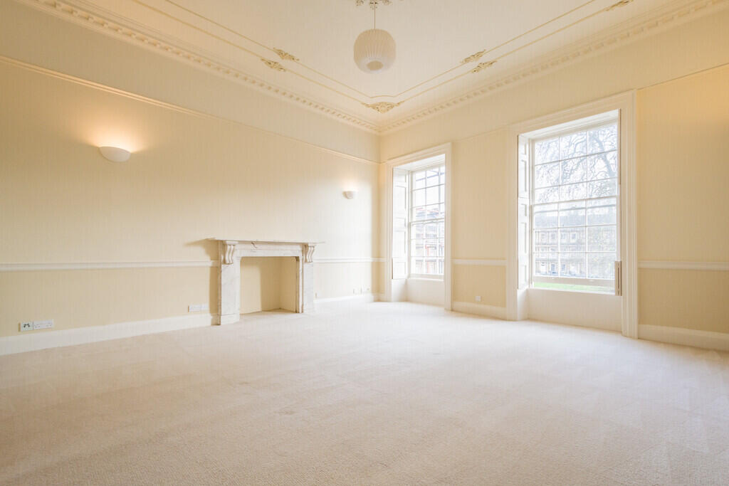 2 bed 1st Floor Flat for rent in Upper Swainswick. From The Bath Property Shop Ltd - Bath 2 bed 1st Floor Flat for rent in Upper Swainswick. From The Bath Property Shop Ltd - Bath
