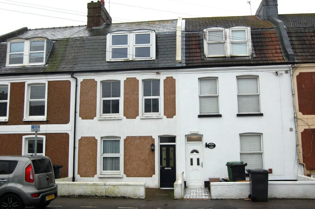 5 bed Town House for rent in Eastbourne. From The Exchange Property Services - Willingdon