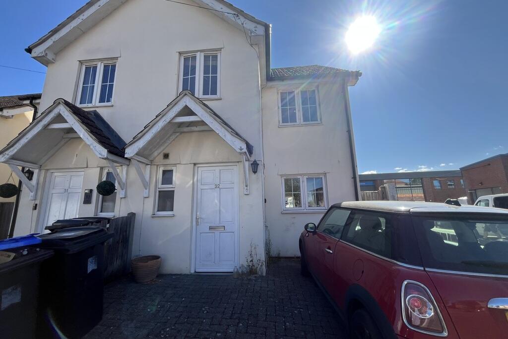 3 bed Semi Detached for rent in Woking. From The Letting Centre - Woking