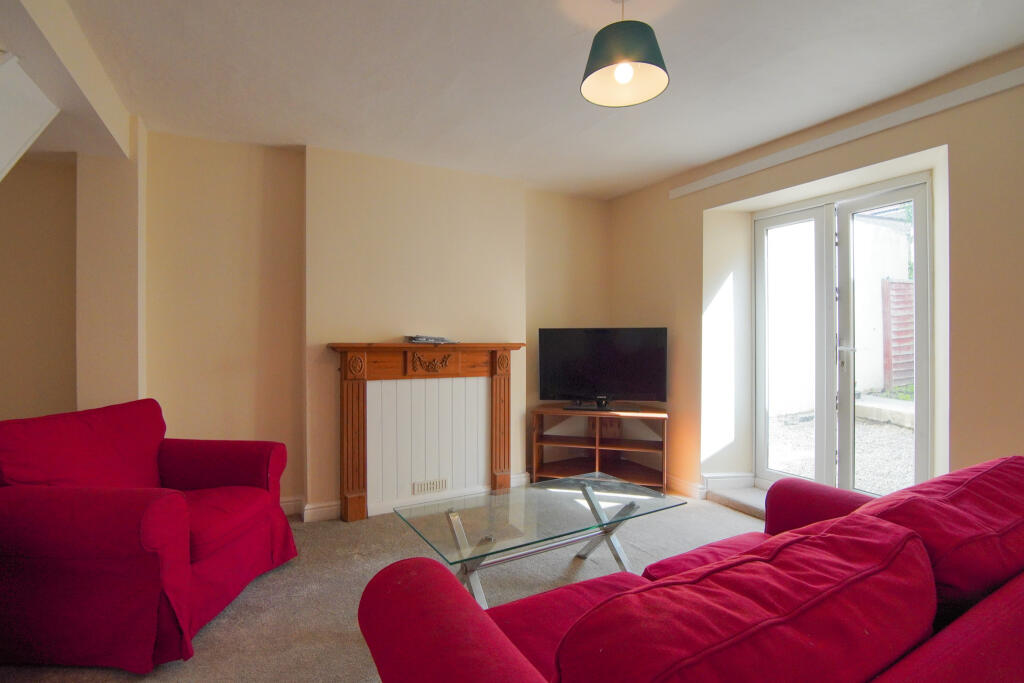 2 bed Detached for rent in Crofts End. From The Letting Game - Henleaze