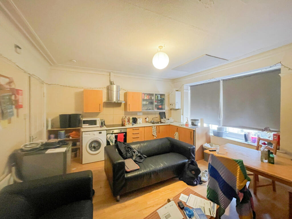 5 bed Annexe for rent in Bristol. From The Letting Game - Henleaze