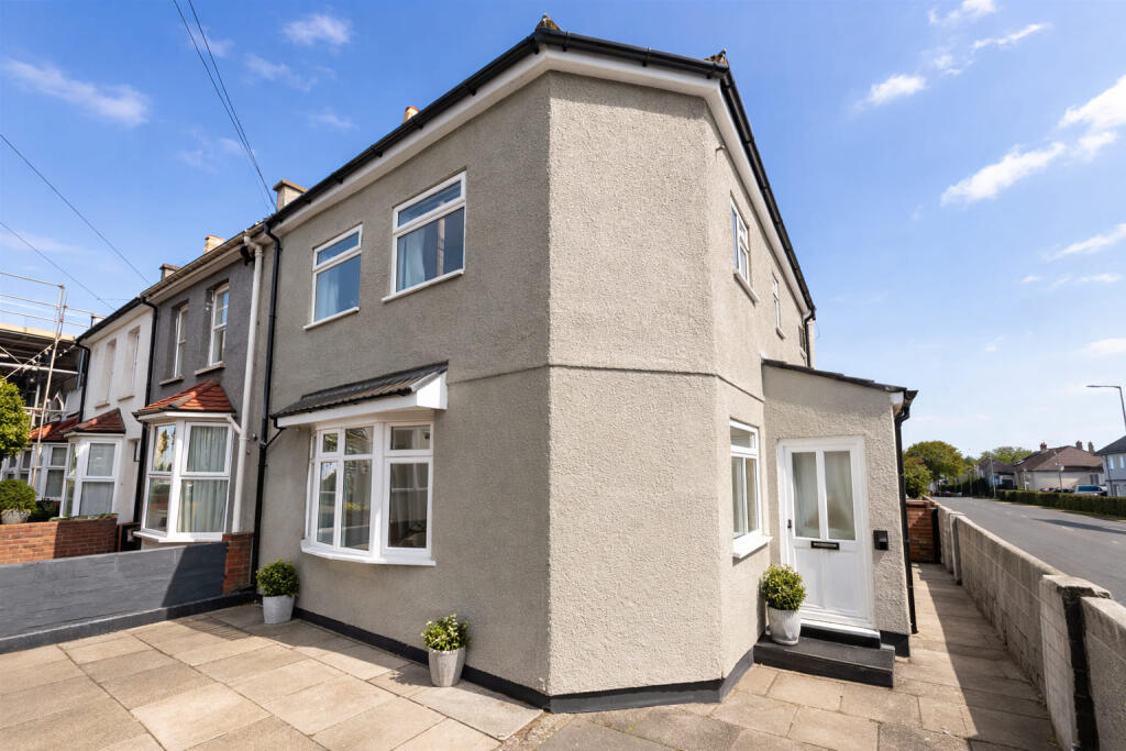 6 bed End of Terrace for rent in Stapleton. From The Letting Game - Henleaze 6 bed End of Terrace for rent in Stapleton. From The Letting Game - Henleaze