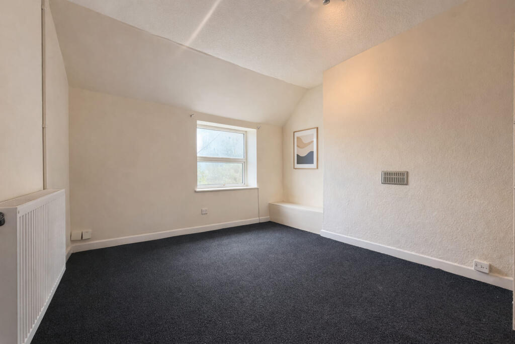 1 bed 1st Floor Flat for rent in Crofts End. From The Letting Game - Henleaze