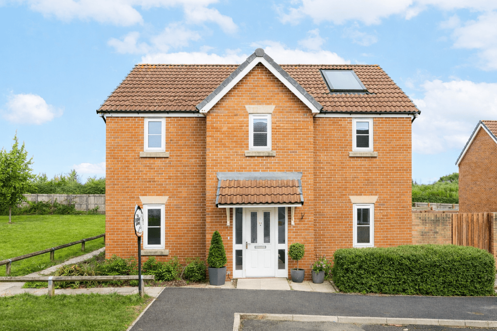 1 bed House Share for rent in Broomhill. From The Letting Game - Henleaze