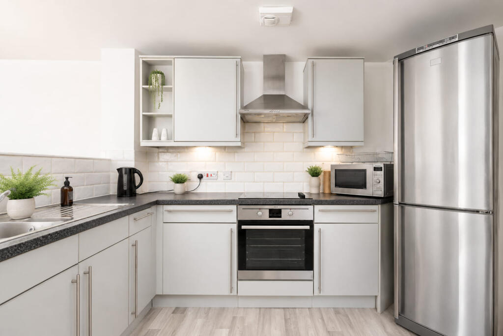2 bed 1st Floor Flat for rent in Bower Ashton. From The Letting Game - Henleaze 2 bed 1st Floor Flat for rent in Bower Ashton. From The Letting Game - Henleaze