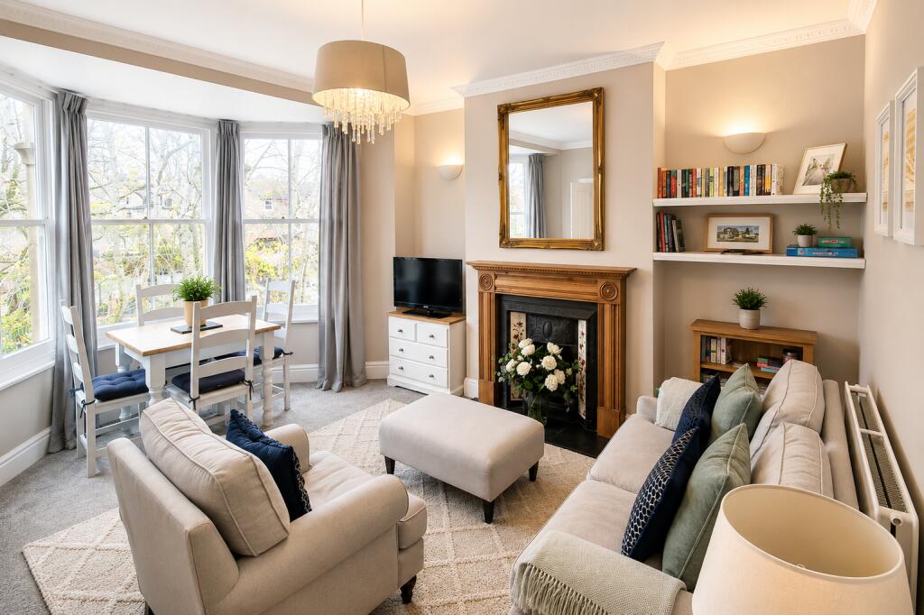 2 bed 1st Floor Flat for rent in Leigh Woods. From The Letting Game - Henleaze
