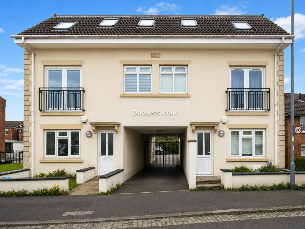 1 bed 1st Floor Flat for rent in Whiteway. From The Letting Game - Henleaze