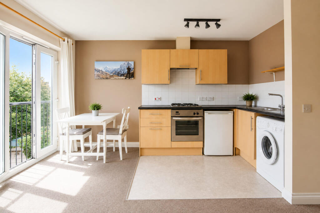 1 bed 1st Floor Flat for rent in Hallen. From The Letting Game - Henleaze