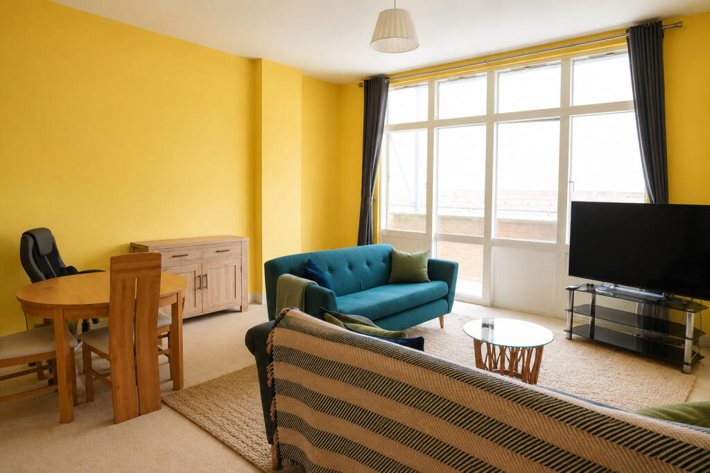 2 bed 1st Floor Flat for rent in Bristol. From The Letting Game - Henleaze 2 bed 1st Floor Flat for rent in Bristol. From The Letting Game - Henleaze