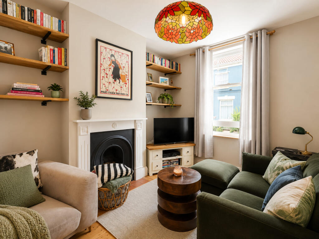 2 bed Detached for rent in Bower Ashton. From The Letting Game - Henleaze