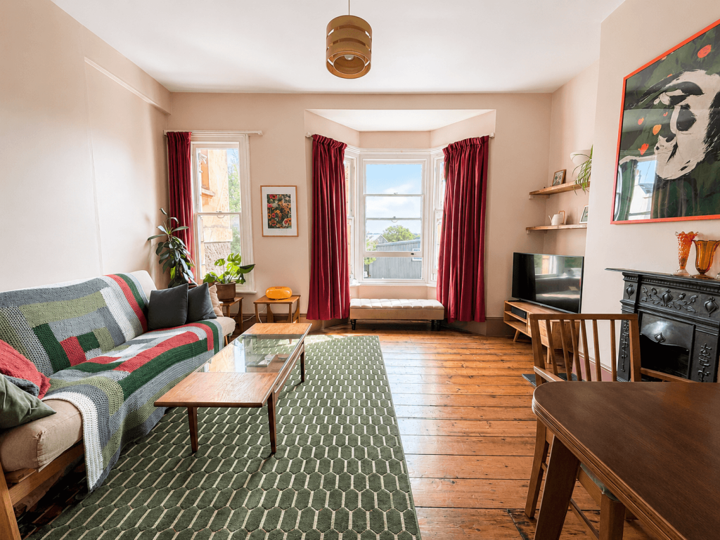 1 bed 1st Floor Flat for rent in Bristol. From The Letting Game - Henleaze
