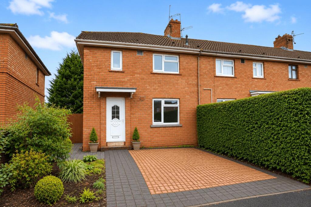 3 bed Semi Detached for rent in Bristol. From The Letting Game - Henleaze 3 bed Semi Detached for rent in Bristol. From The Letting Game - Henleaze