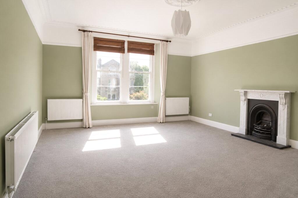 2 bed Apartment for rent in Bristol. From The Letting Game - Henleaze 2 bed Apartment for rent in Bristol. From The Letting Game - Henleaze