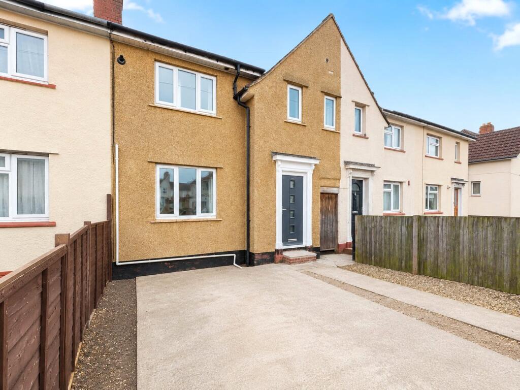 3 bed Mid Terraced House for rent in Cribbs Causeway. From The Letting Game - Henleaze 3 bed Mid Terraced House for rent in Cribbs Causeway. From The Letting Game - Henleaze