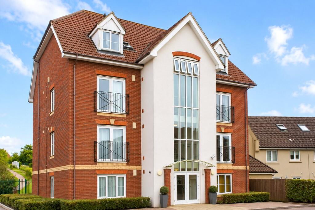 2 bed Apartment for rent in Crofts End. From The Letting Game - Henleaze
