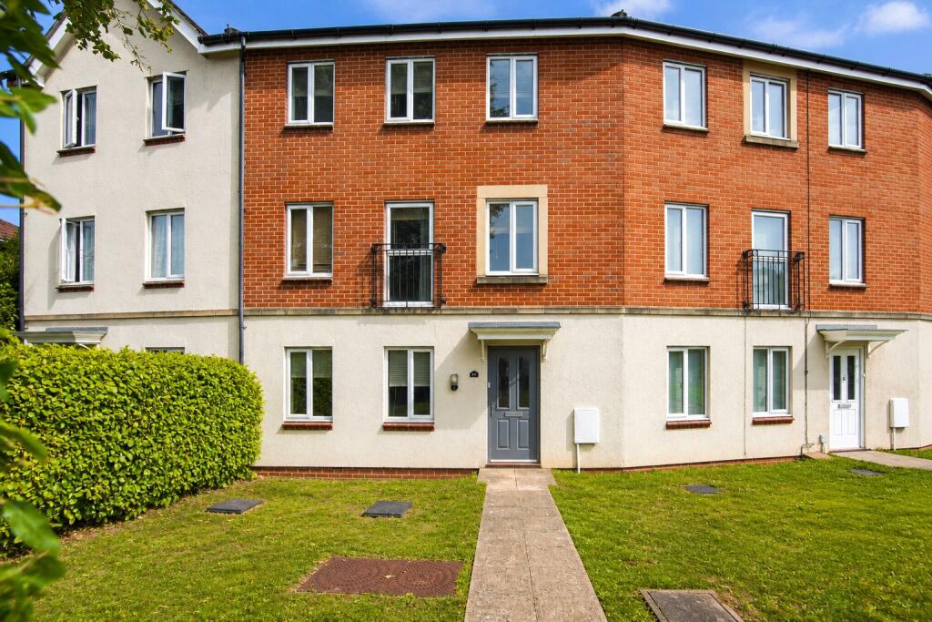 3 bed Mid Terraced House for rent in Bristol. From The Letting Game - Henleaze