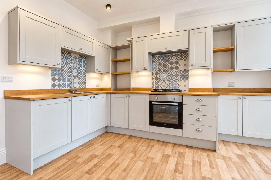 2 bed Apartment for rent in Hillfields. From The Letting Game - Henleaze