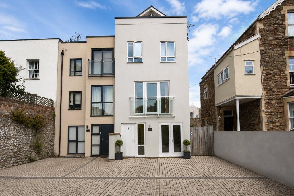 3 bed Semi Detached for rent in Leigh Woods. From The Letting Game - Henleaze 3 bed Semi Detached for rent in Leigh Woods. From The Letting Game - Henleaze