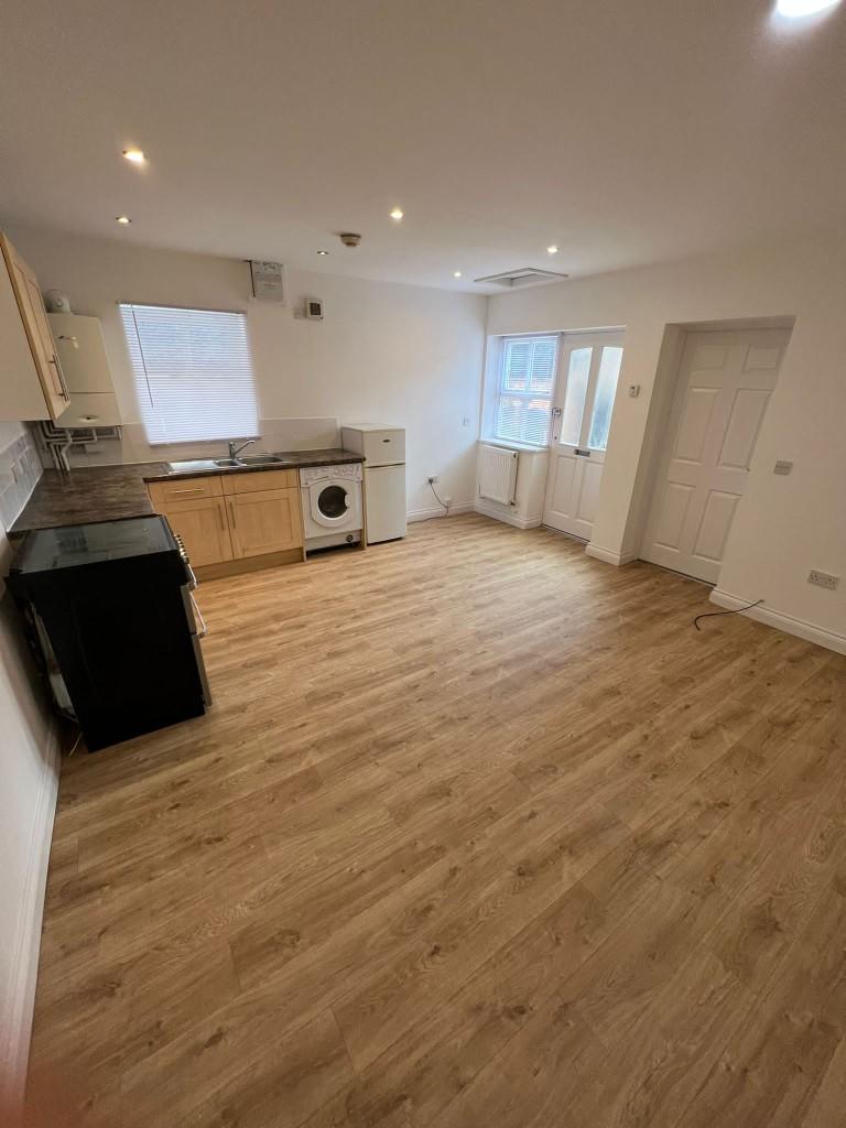 1 bed 1st Floor Flat for rent in Whitnash. From The Letting People - Leamington Spa