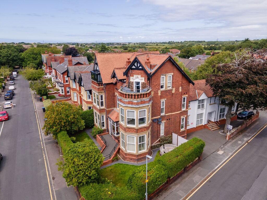 2 bed Penthouse for rent in Poulton-le-Fylde. From The Market Place - Poulton-Le-Fylde