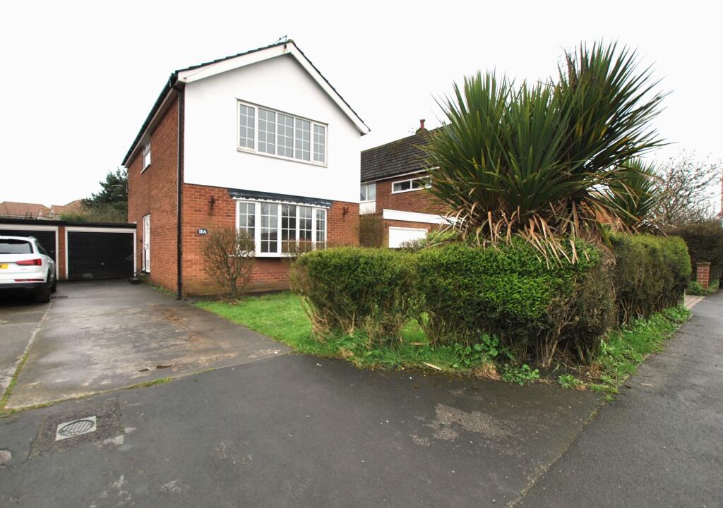 3 bed Detached for rent in Staining. From The Market Place - Poulton-Le-Fylde 3 bed Detached for rent in Staining. From The Market Place - Poulton-Le-Fylde