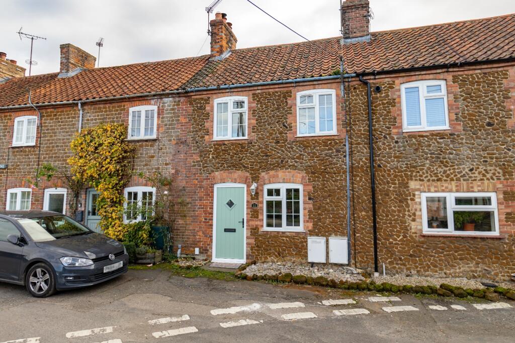 1 bed Mid Terraced House for rent in Snettisham. From The Norfolk Agents - Fakenham