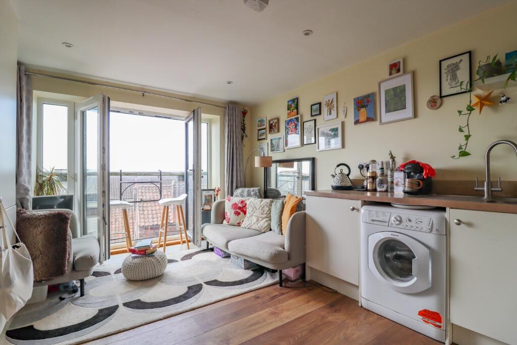 1 bed 1st Floor Flat for rent in Fakenham. From The Norfolk Agents - Fakenham