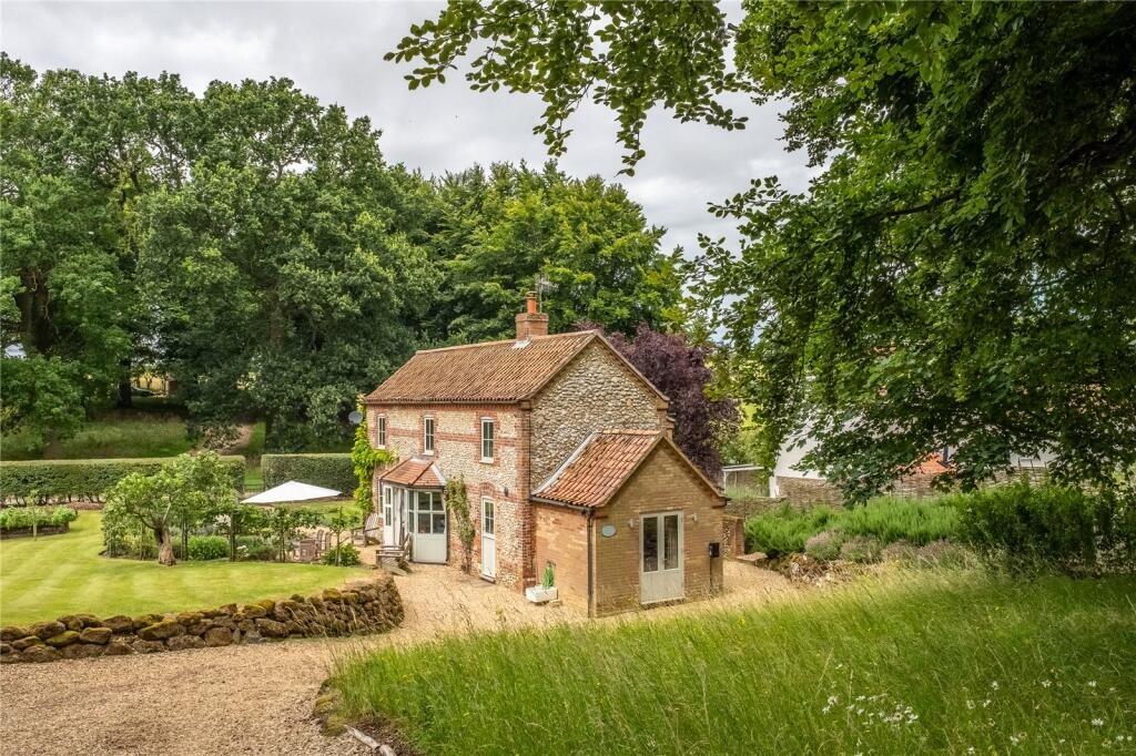 4 bed Detached for rent in Burnham Market. From The Norfolk Agents - Fakenham