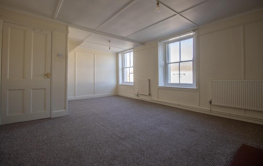1 bed 1st Floor Flat for rent in King's Lynn. From The Norfolk Agents - Fakenham