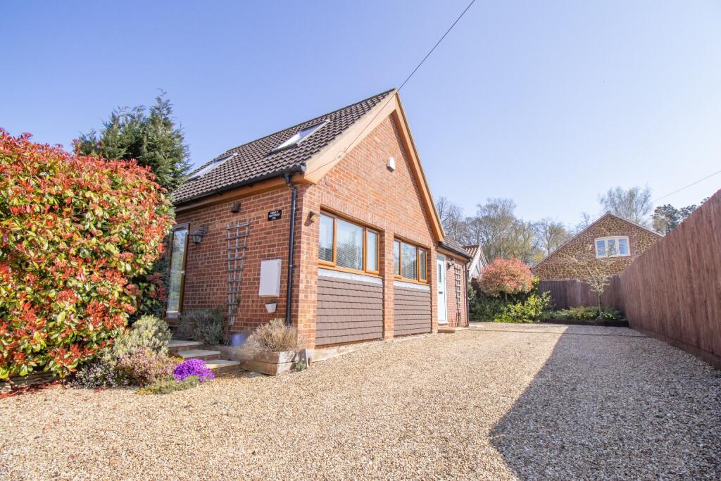 2 bed Cottage for rent in Snettisham. From The Norfolk Agents - Fakenham