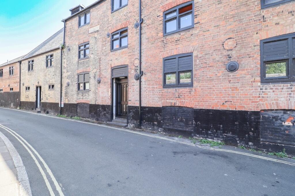 1 bed Semi Detached for rent in King's Lynn. From The Norfolk Agents - Fakenham