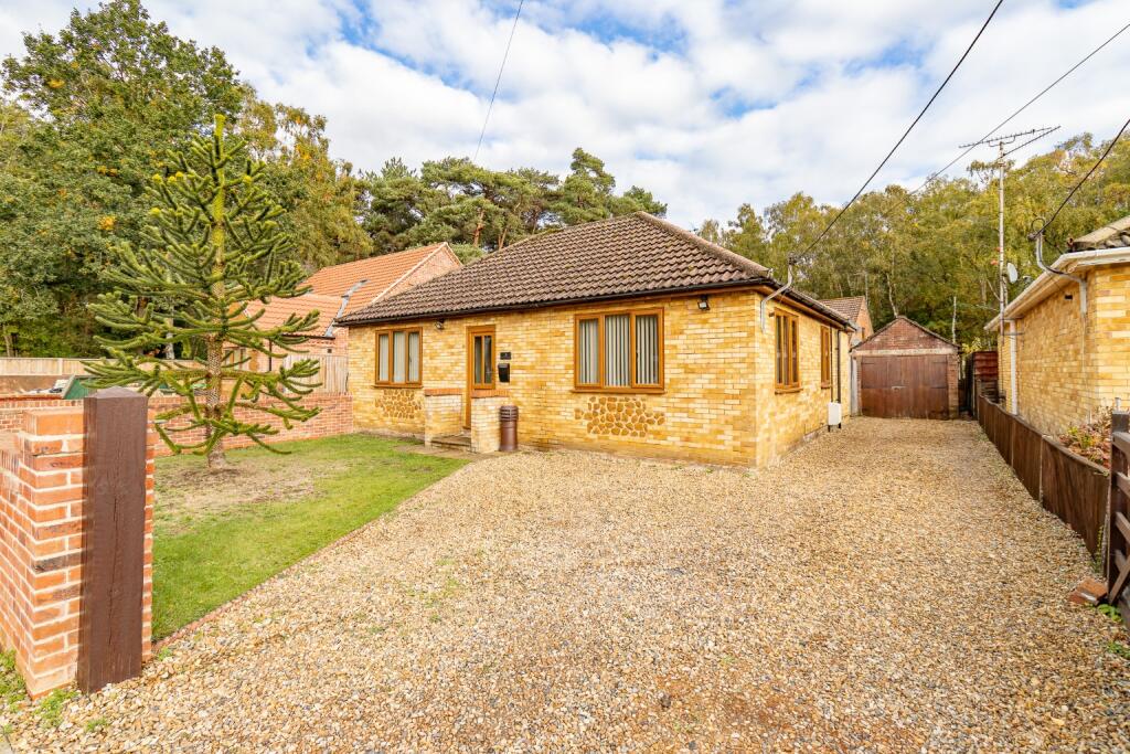 4 bed Bungalow for rent in Dersingham. From The Norfolk Agents - Fakenham
