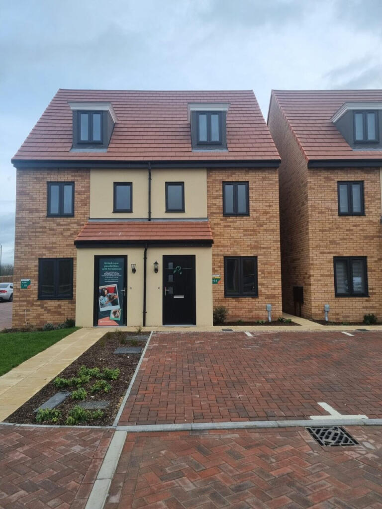 3 bed Semi Detached for rent in . From The Online Letting Agents Ltd - Bury St Edmunds 3 bed Semi Detached for rent in . From The Online Letting Agents Ltd - Bury St Edmunds