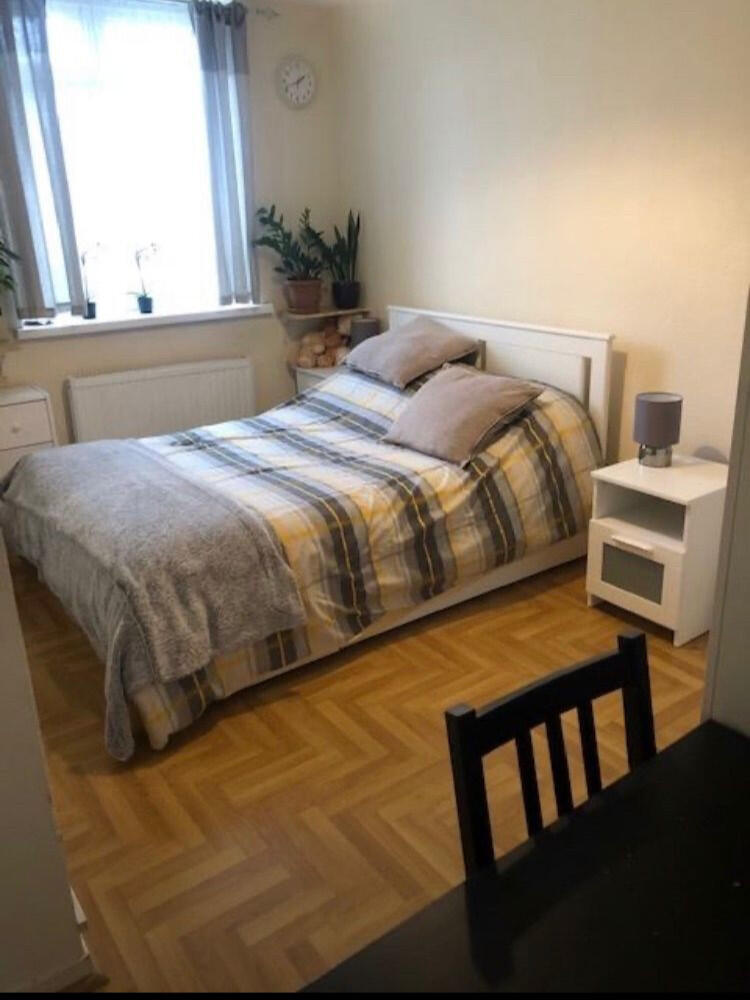 1 bed Flat Share for rent in London. From The Online Letting Agents Ltd - Bury St Edmunds