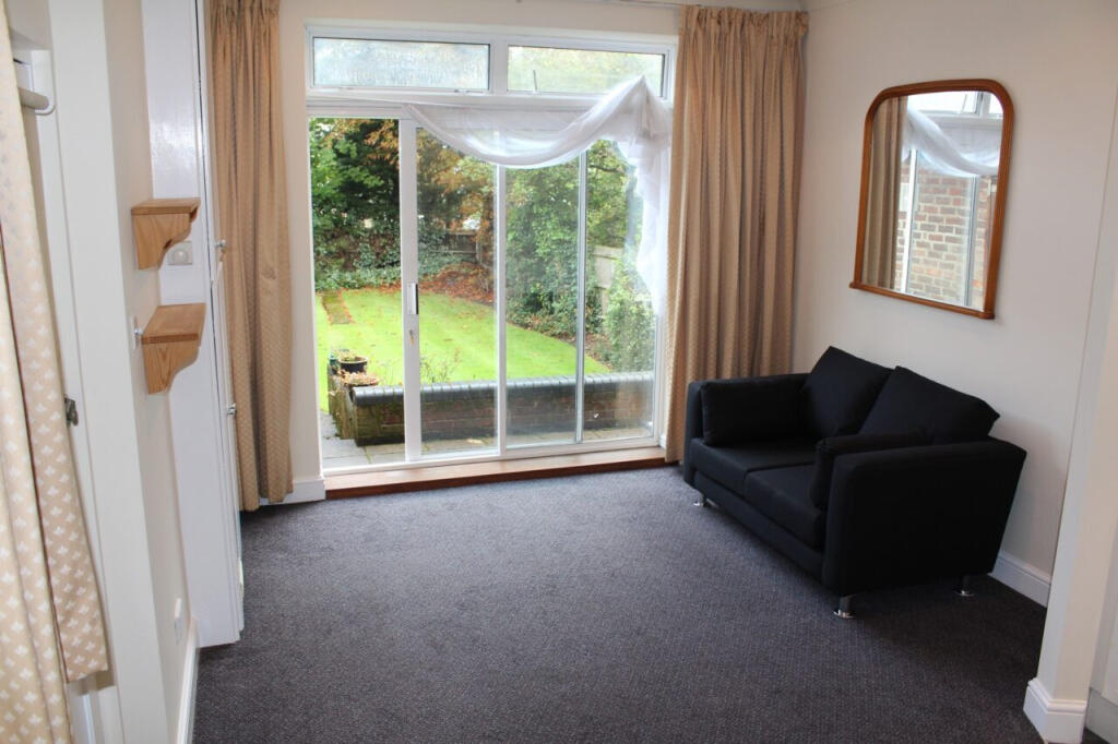 1 bed 1st Floor Flat for rent in London. From The Online Letting Agents Ltd - Bury St Edmunds