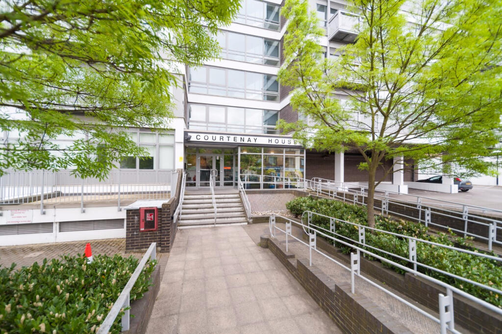 1 bed Apartment for rent in London. From The Online Letting Agents Ltd - Bury St Edmunds