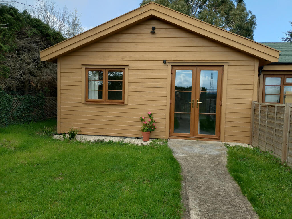 1 bed Mid Terraced House for rent in Staverton. From The Online Letting Agents Ltd - Bury St Edmunds