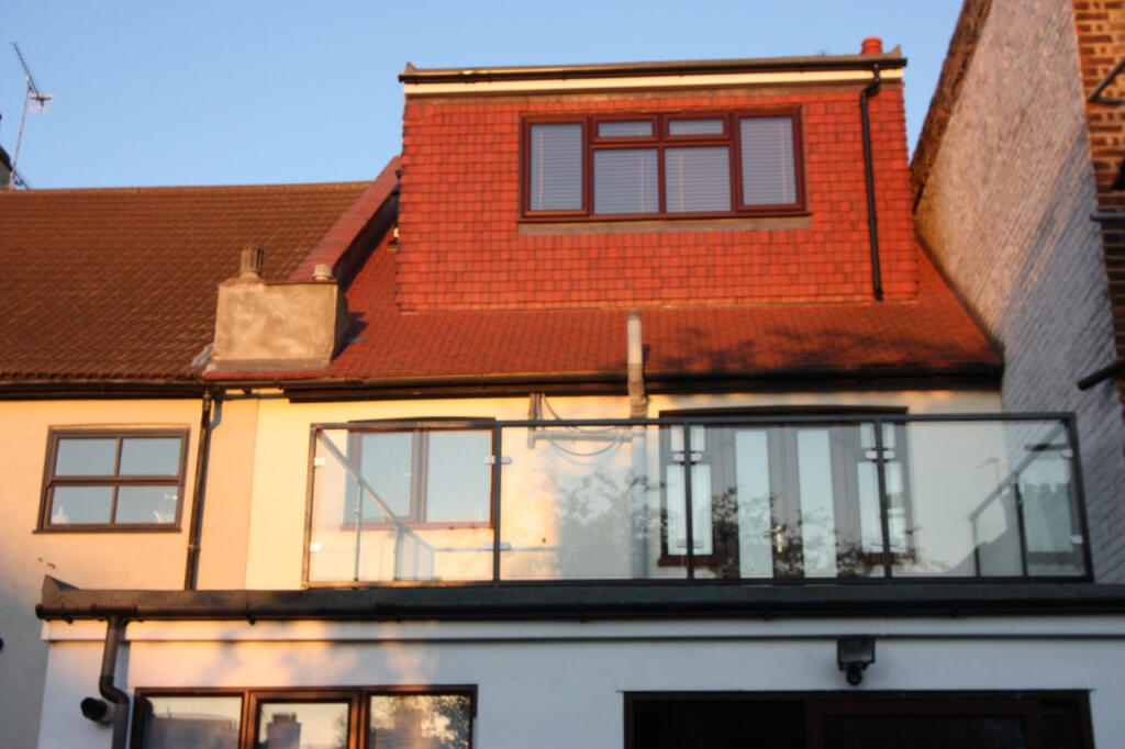 2 bed Apartment for rent in Southend-on-Sea. From The Online Letting Agents Ltd - Bury St Edmunds