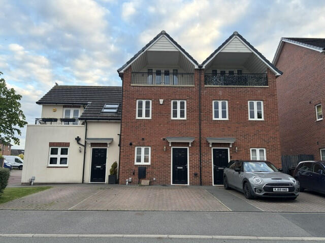 3 bed Mid Terraced House for rent in Castleford. From The Online Letting Agents Ltd - Bury St Edmunds